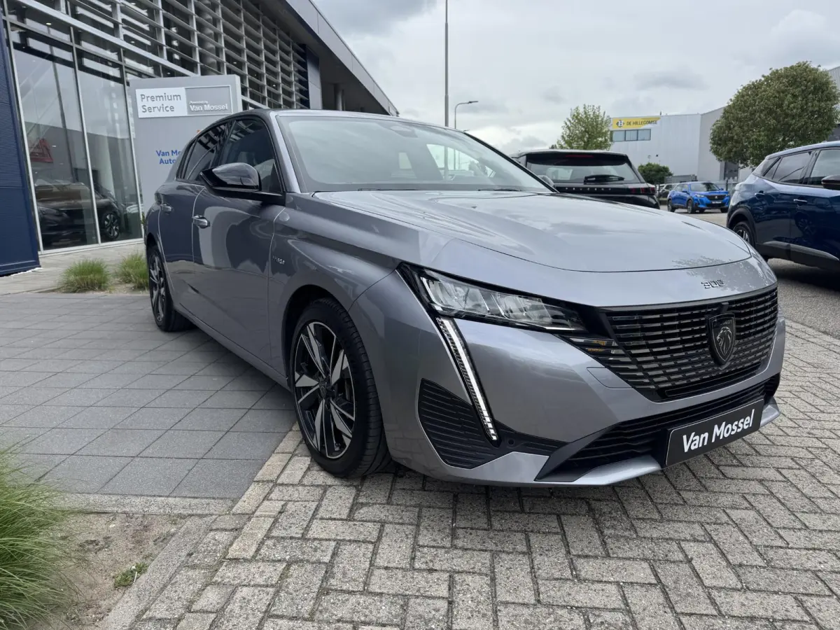 1.6 Plug-in Hybrid 180 Allure