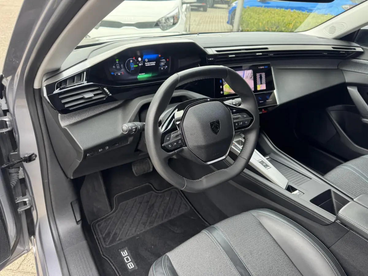 1.6 Plug-in Hybrid 180 Allure