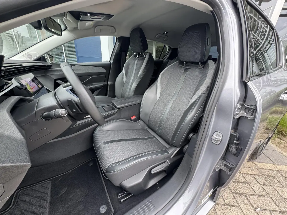 1.6 Plug-in Hybrid 180 Allure