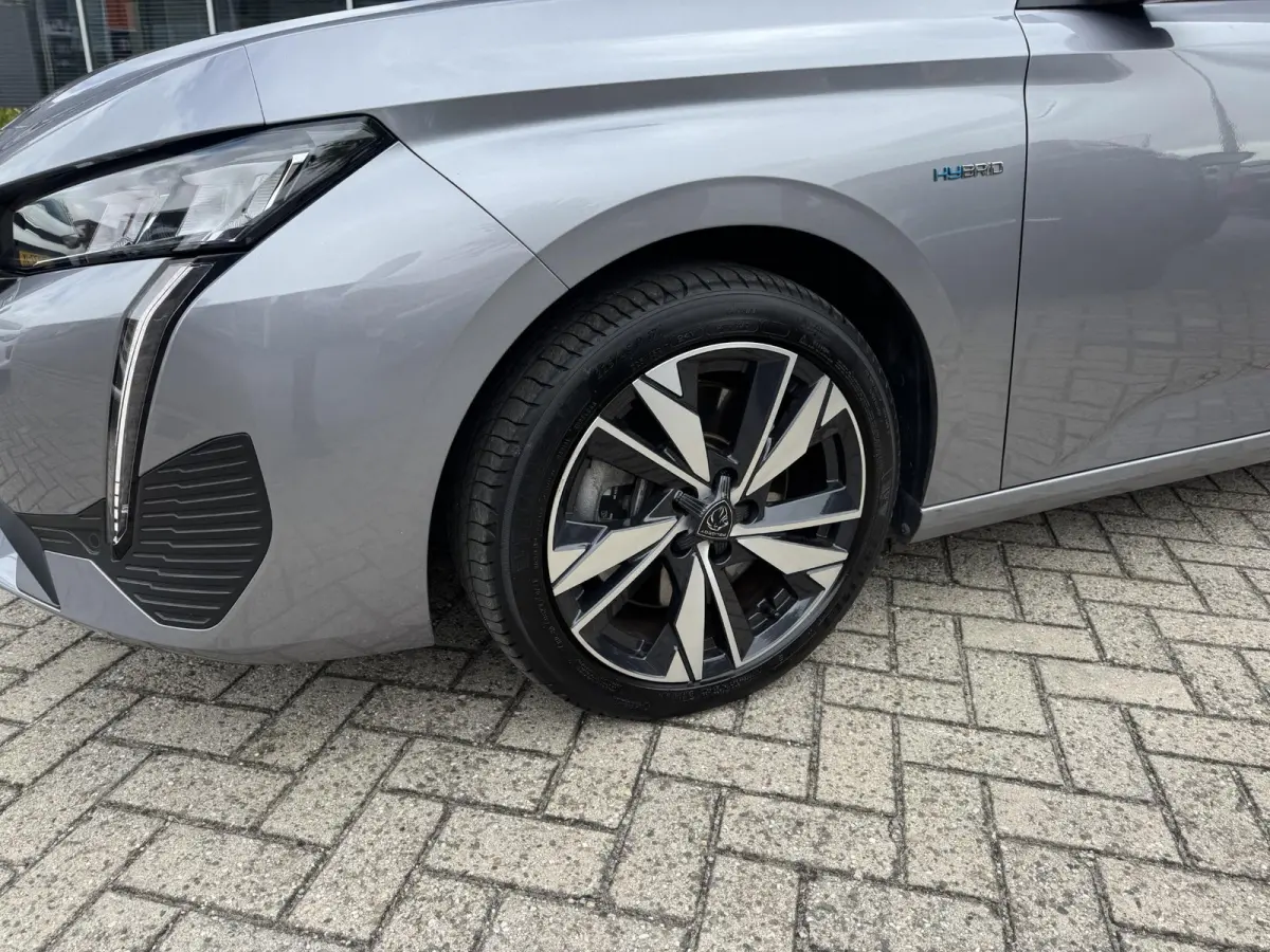 1.6 Plug-in Hybrid 180 Allure