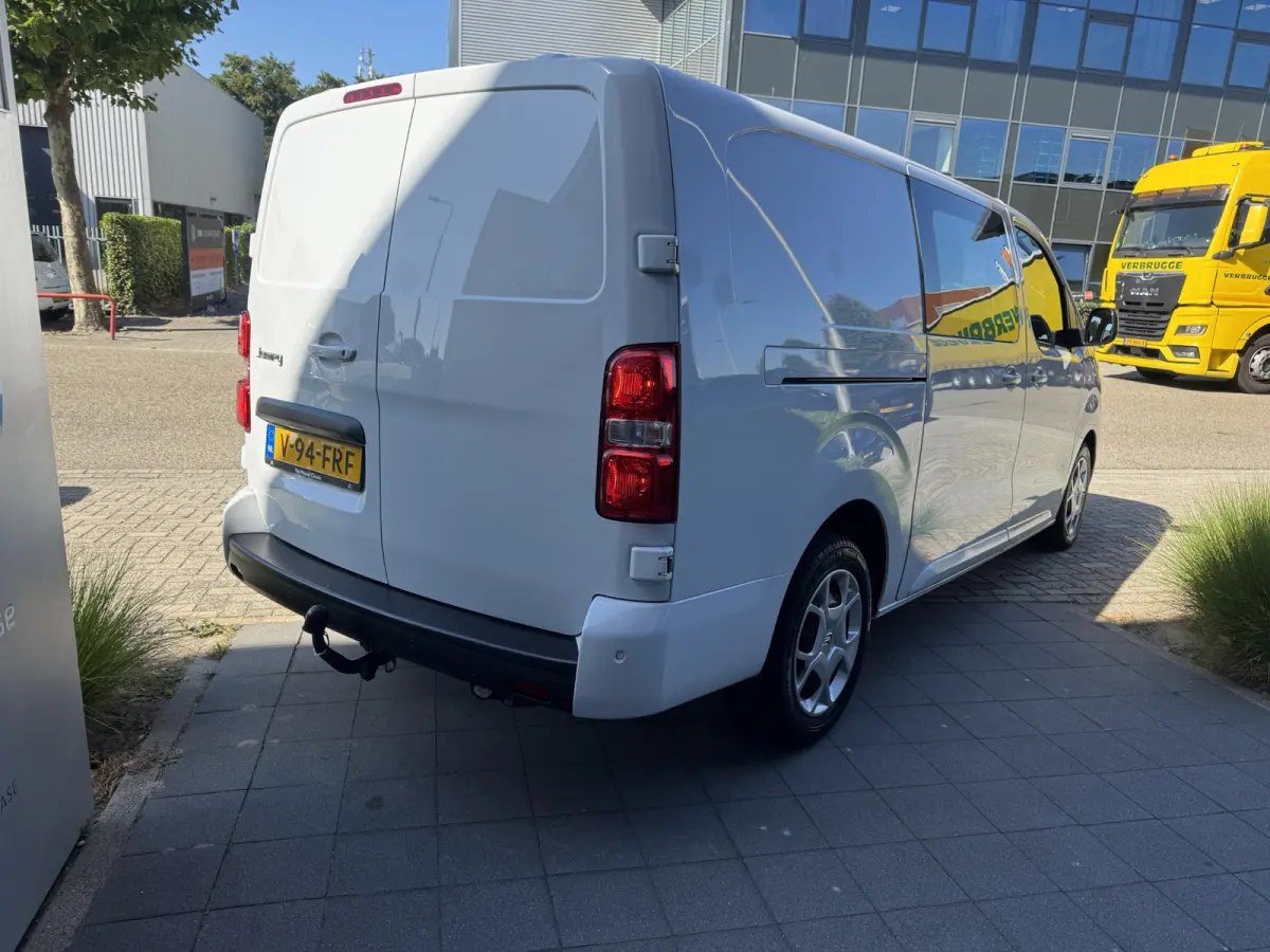 2.0 BlueHDI 145 L3 l Dubbel Cabine l Automaat l Camera l Trekhaak