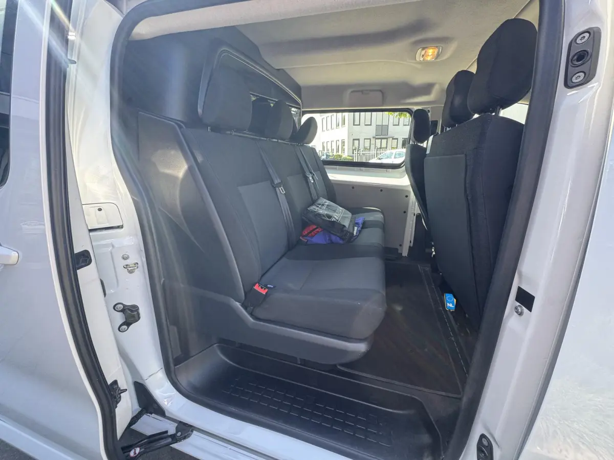2.0 BlueHDI 145 L3 l Dubbel Cabine l Automaat l Camera l Trekhaak