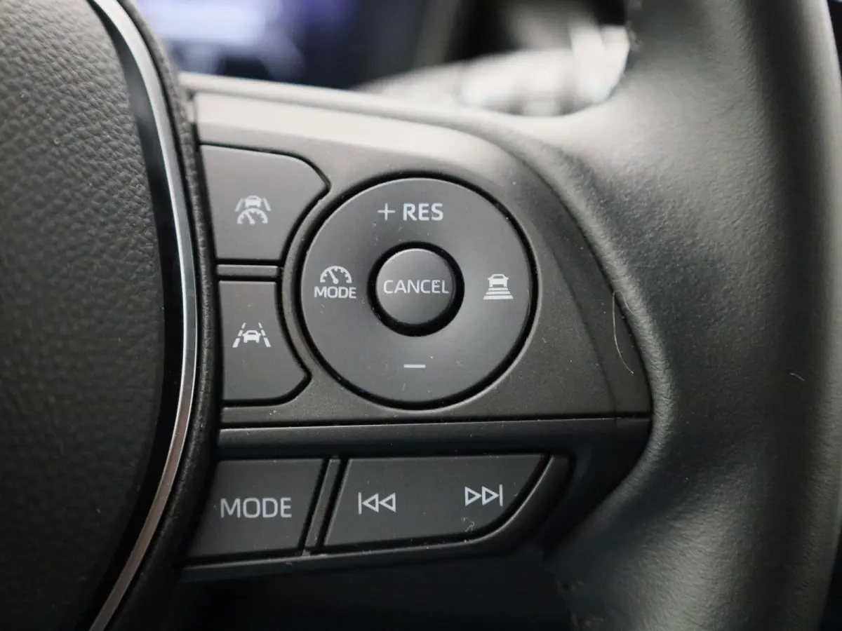 Hybrid 140 Active | ACHTERUITRIJCAMERA | NAVIGATIE | CLIMATE CONTROL | STOELVERWARMING |