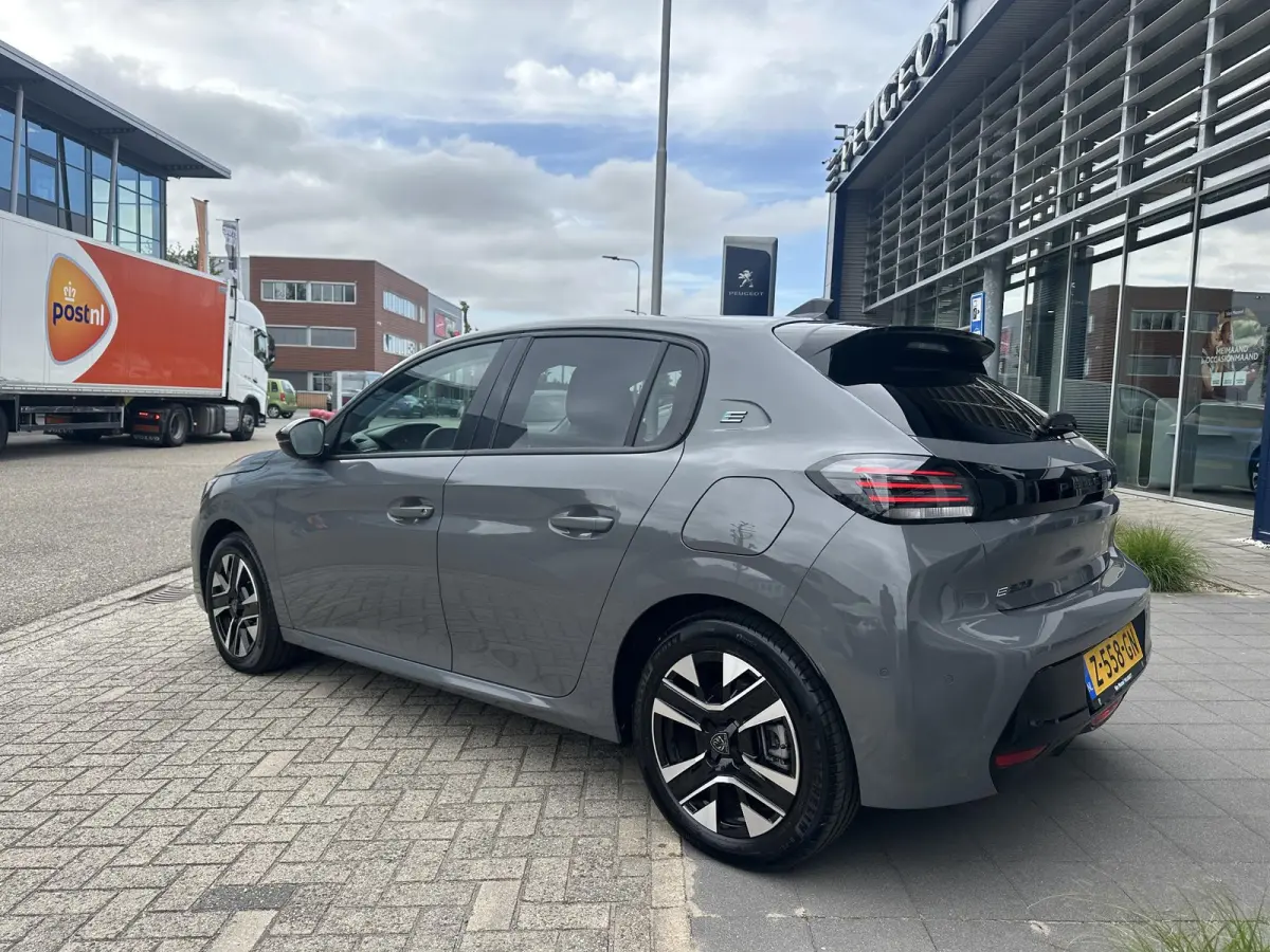 EV Allure 51 kWh l Pack Vision l Lage kilometerstand