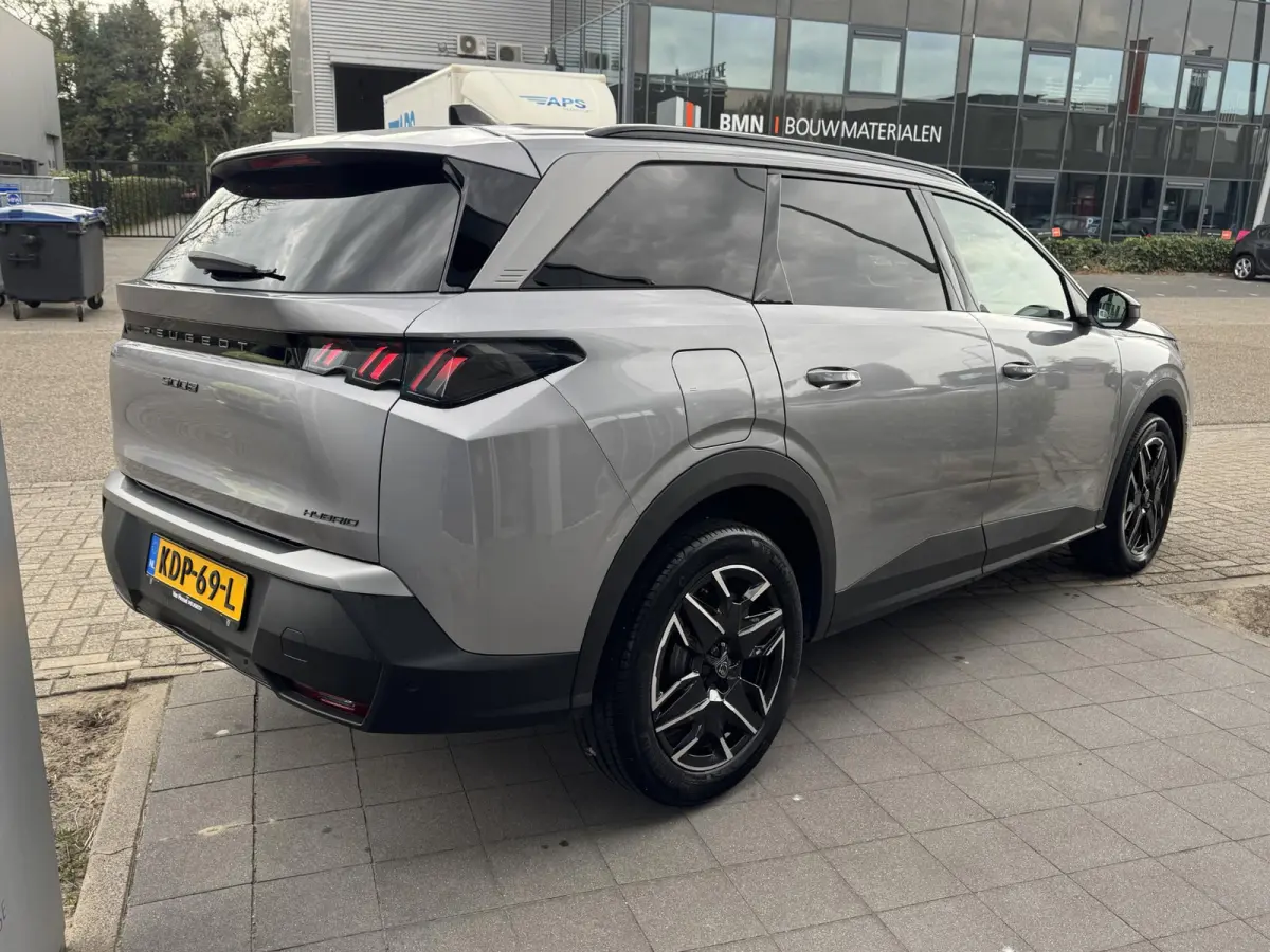 1.2 Hybrid 145 Allure 7p