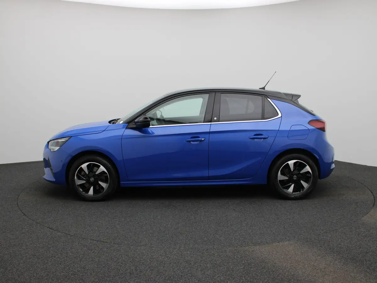 Corsa-e Auto e-Elegance | APPLE CARPLAY | ANDROID AUTO | ACHTERUITRIJCAMERA | LED VERLICHTING | DAB RADIO | NAVIGATIE | CRUISE CONTROL  | PARKEERSENSOREN |