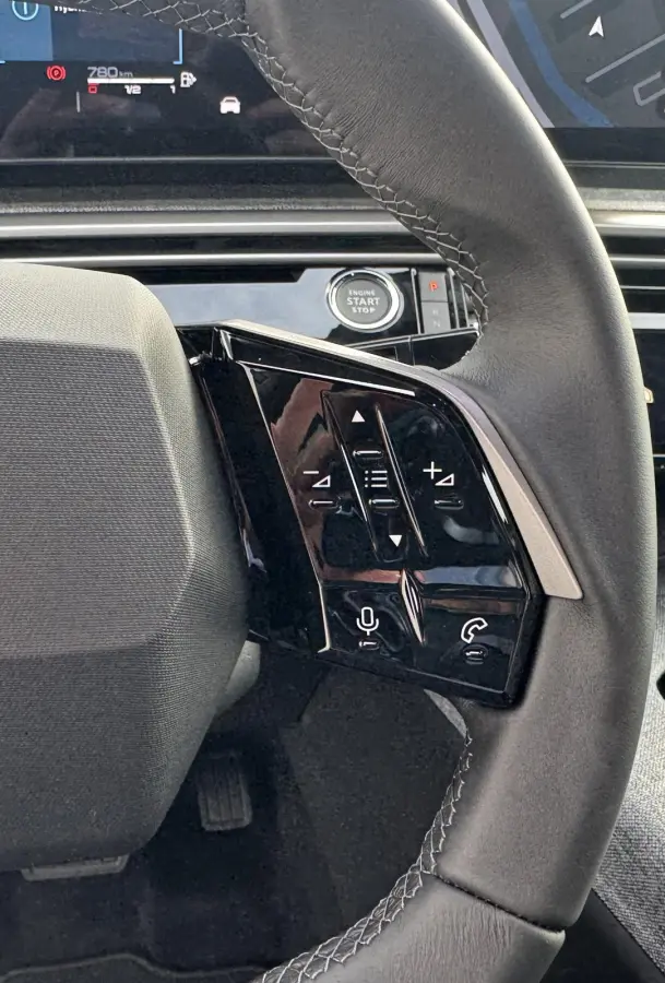 1.6 plug-in Hybrid 225 Allure