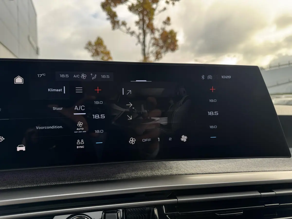 1.6 plug-in Hybrid 225 Allure