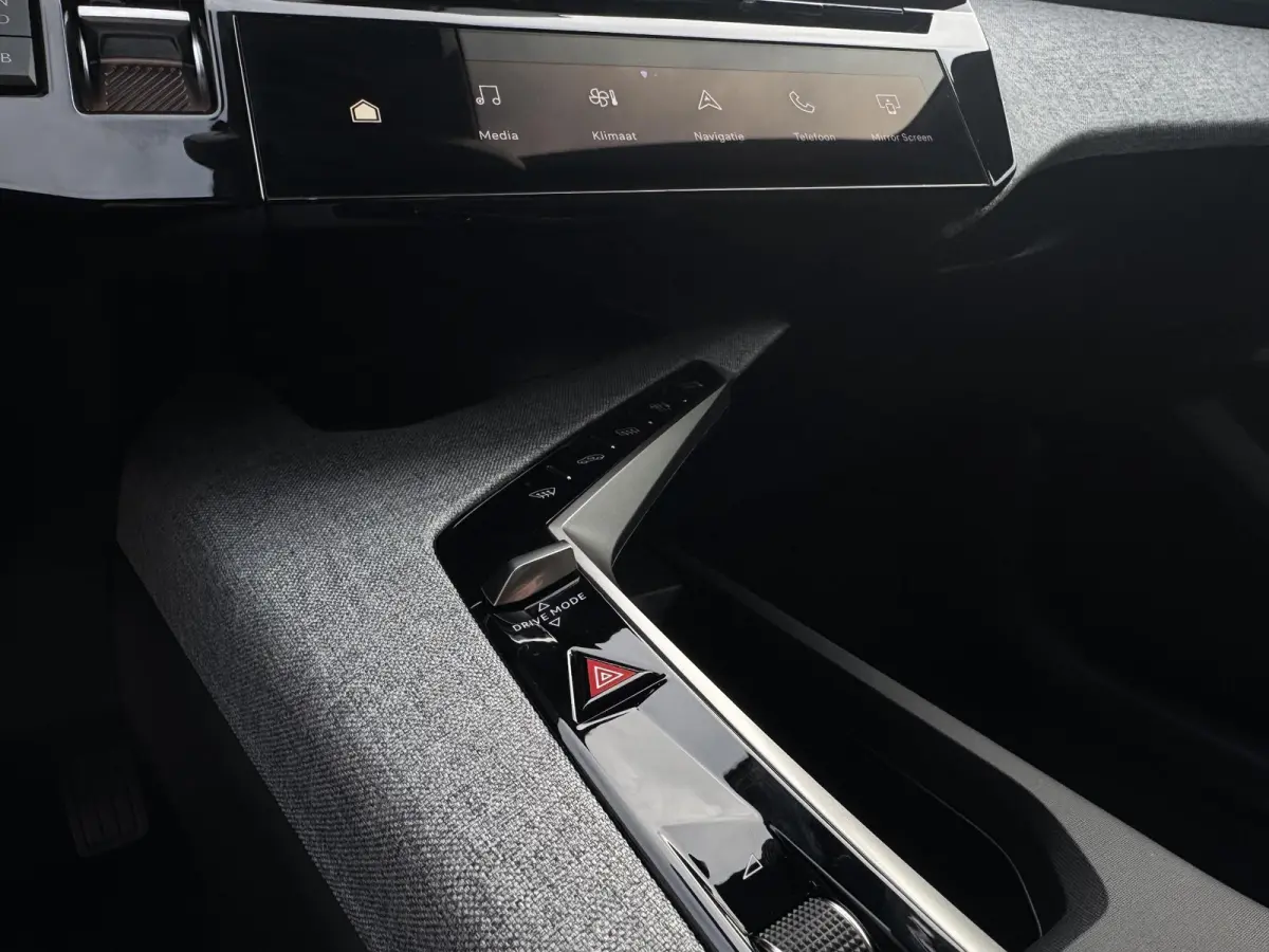 1.6 plug-in Hybrid 225 Allure