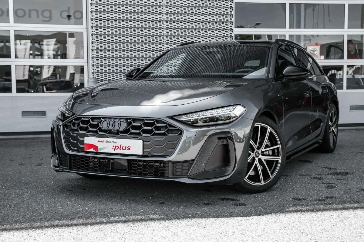 Avant 2.0 quattro S edition 299PK | Panorama Dak | 360 Camera | Stoelverw. voor | Bijrijders Display | Sfeerverlichting