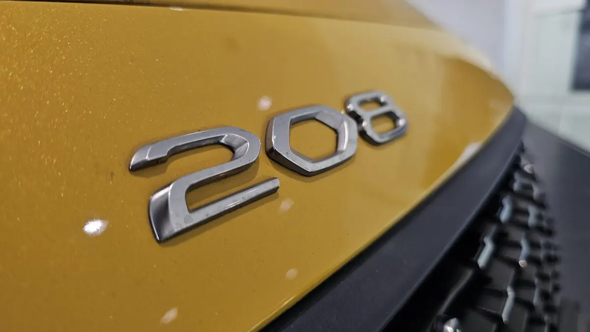 1.2 Active Luxe
