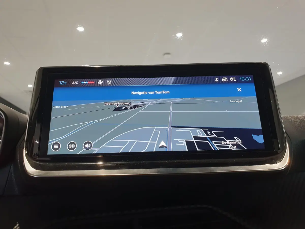 100PK Active Airco | Full Map Navigatie | Apple Carplay / Android Auto | Parkeersensoren | Cruise Control