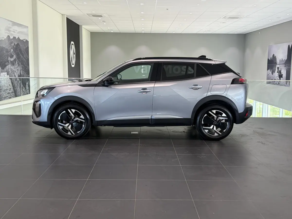1.2 100 pk Allure Luxe | Hoge Instap! | Climate Control | Navigatie | Apple Carplay / Android Auto | Parkeersensoren