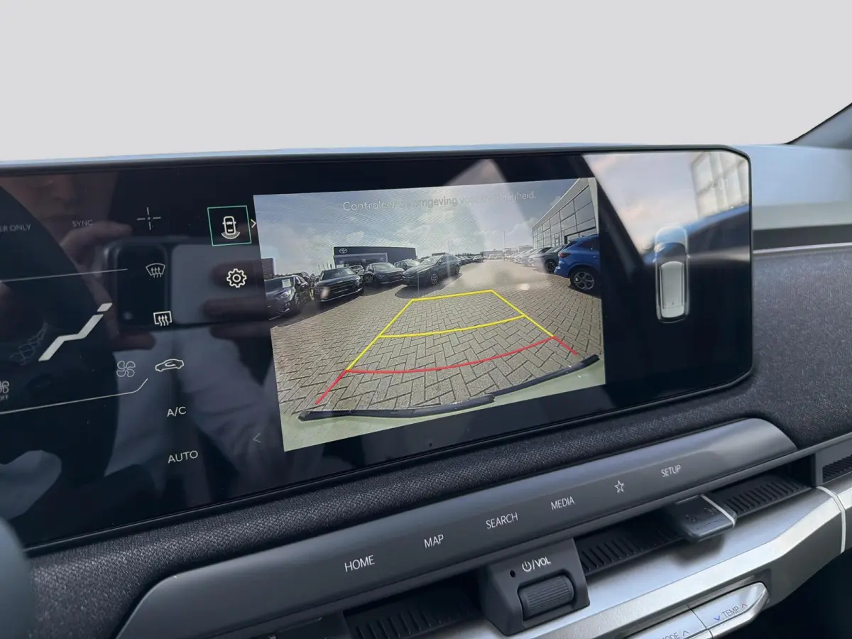 GT-Line Business Edition 81.4 kWh | Black Edition | Ambient lighting | 20" Lichtmtalen velgen | Privacy Glass | GT-Line interieur | Stoel- en stuurwielverwarming |