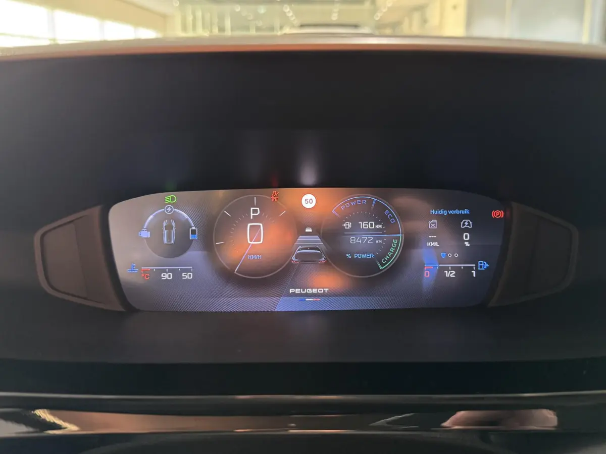 1.2 Hybrid 145 e-DCS6 Style | Automaat | Climate Control | Full Map Navigatie | Apple Carplay / Android Auto | Parkeersensoren Achter | Lichtmetalen Velgen 16"