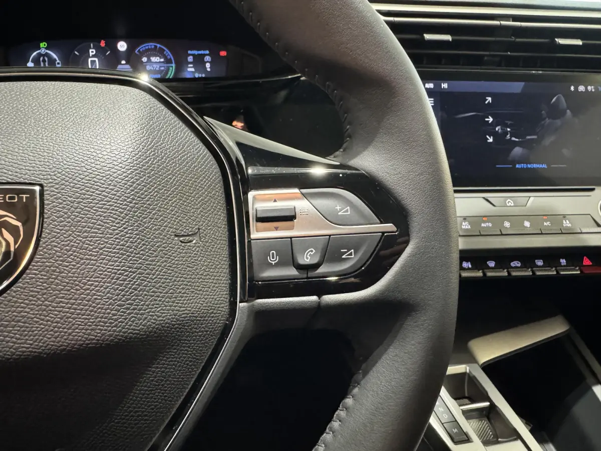 1.2 Hybrid 145 e-DCS6 Style | Automaat | Climate Control | Full Map Navigatie | Apple Carplay / Android Auto | Parkeersensoren Achter | Lichtmetalen Velgen 16"