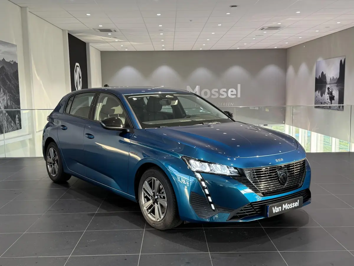 1.2 Hybrid 145 e-DCS6 Style | Automaat | Climate Control | Full Map Navigatie | Apple Carplay / Android Auto | Parkeersensoren Achter | Lichtmetalen Velgen 16"