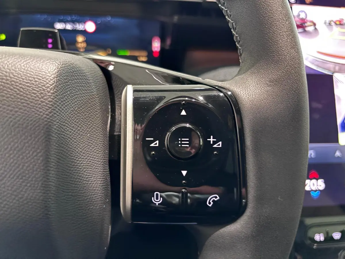 1.2 Hybrid 145 Max | Automaat | Climate Control | Full Map Navigatie | Apple Carplay / Android Auto | 360 Camera | Parkeersensoren | Bekleding Half Leder