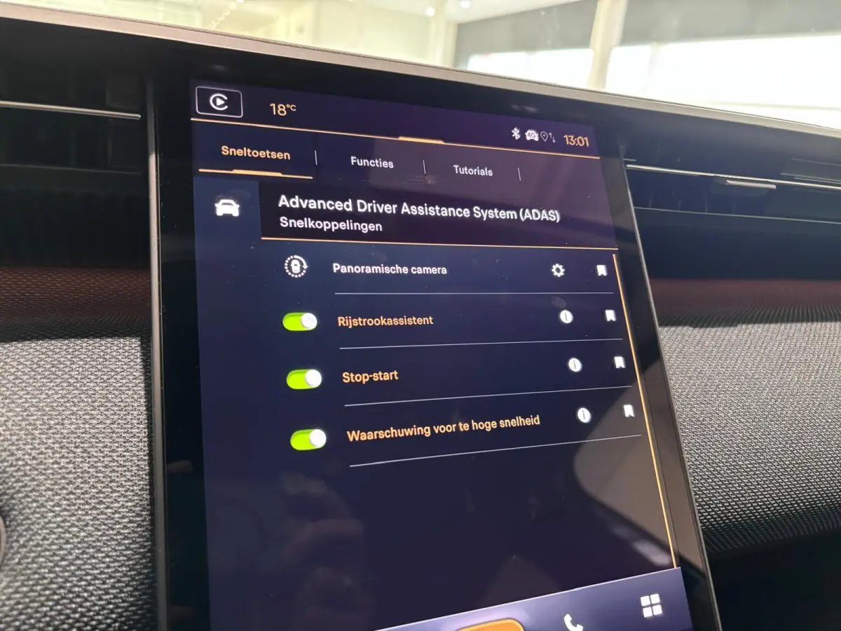 1.2 Hybrid 145 Max | Automaat | Climate Control | Full Map Navigatie | Apple Carplay / Android Auto | 360 Camera | Parkeersensoren | Bekleding Half Leder