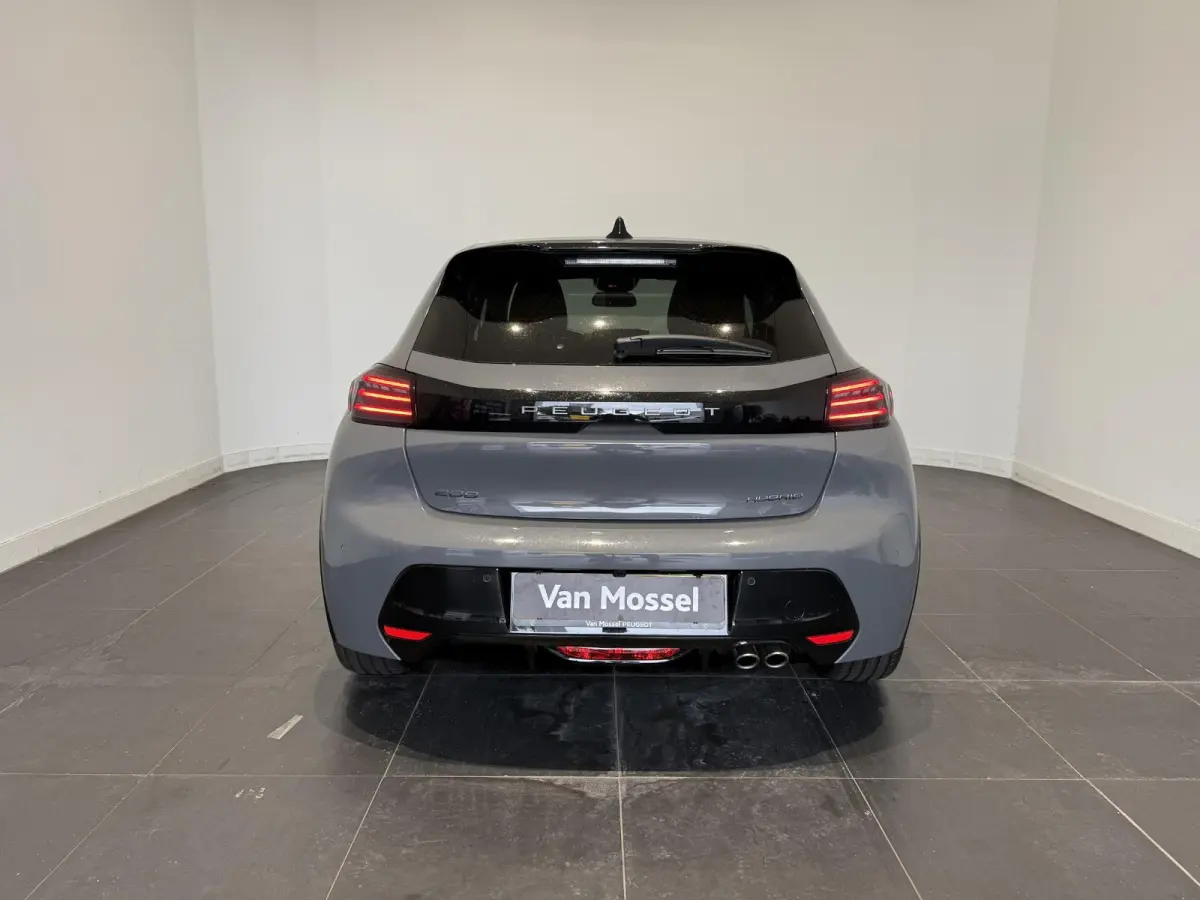 1.2 Hybrid 145 e-DCS6 GT | APPLE CARPLAY & ANDROID AUTO | CAMERA VOOR EN ACHTER | MASSAGE STOEL | STOELVERWARMING | DEMO AUTO |