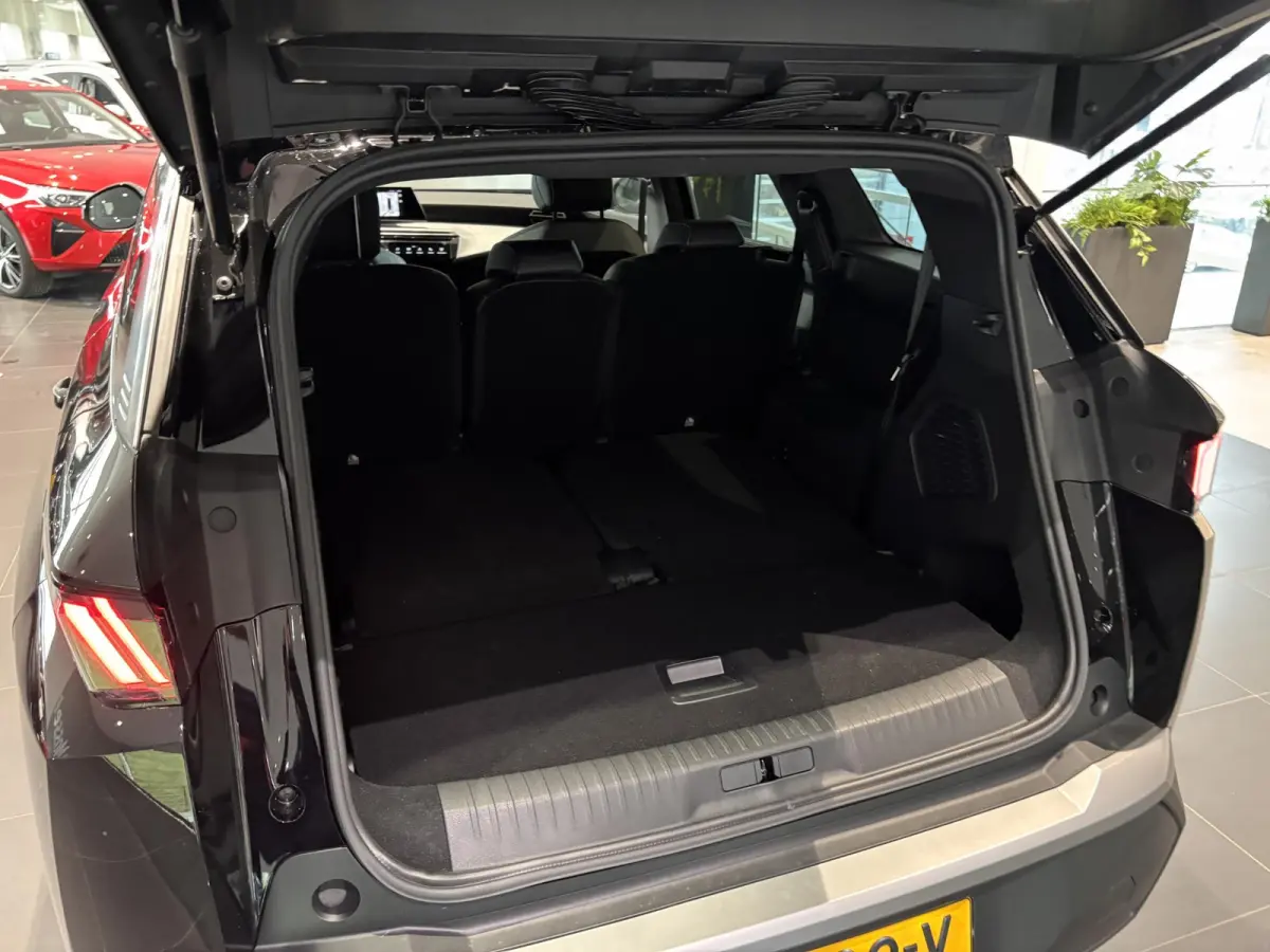 1.2 Hybrid 145 Allure 7 zitplaatsen Automaat | Climate Control | Full Map Navigatie | Apple Carplay / Android Auto | 360 Camera | Parkeersensoren | Bekleding Half Leder