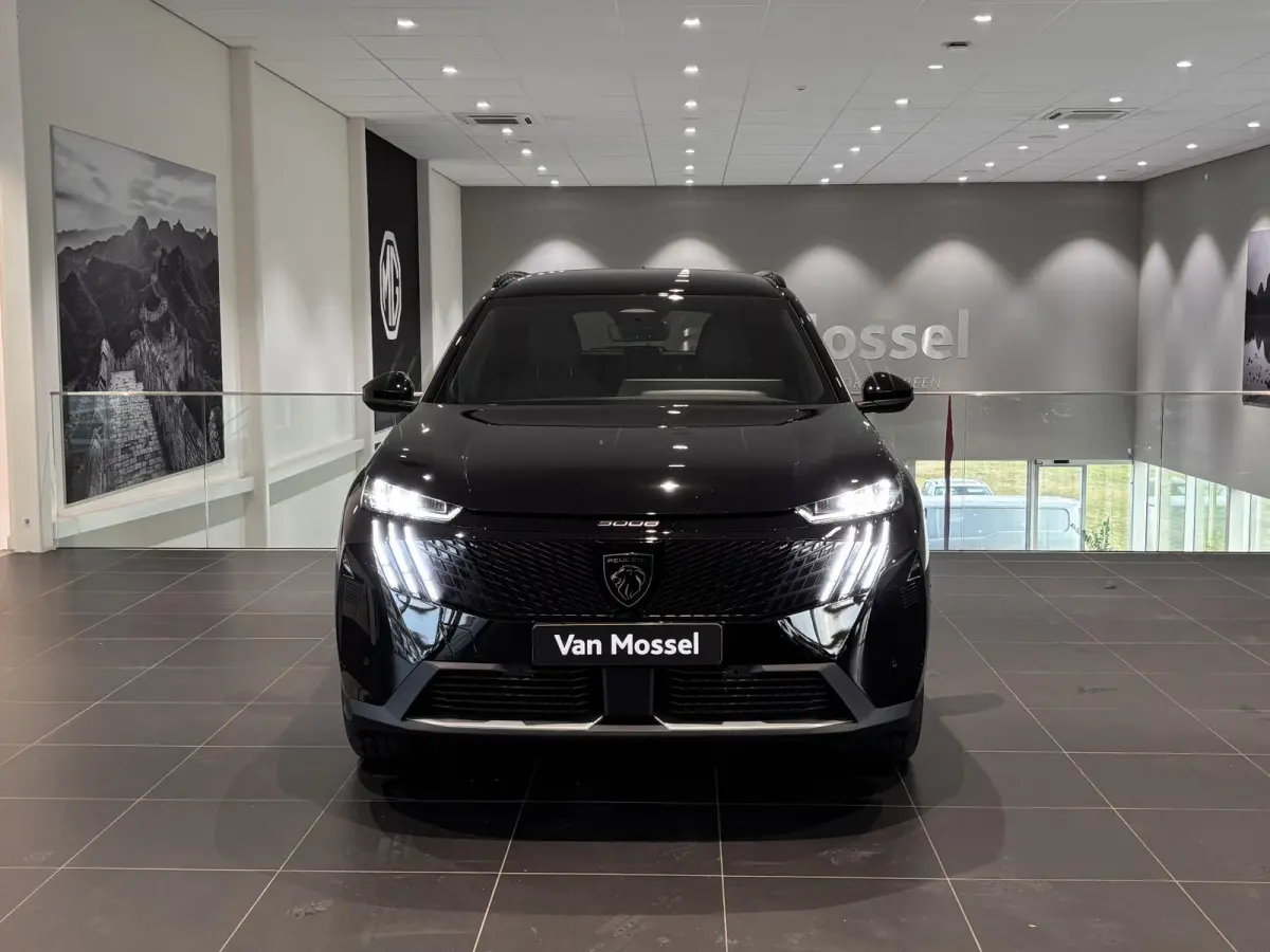 1.2 Hybrid 145 Allure 7 zitplaatsen Automaat | Climate Control | Full Map Navigatie | Apple Carplay / Android Auto | 360 Camera | Parkeersensoren | Bekleding Half Leder