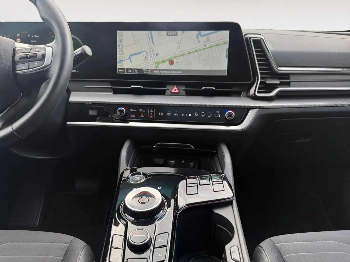 1.6 T-GDi PHEV DynamicPlusLine | Airco | Navi | 360 Camera | LM Velgen | Panoramadak | Stoelverwarming | Stuurverwarming |