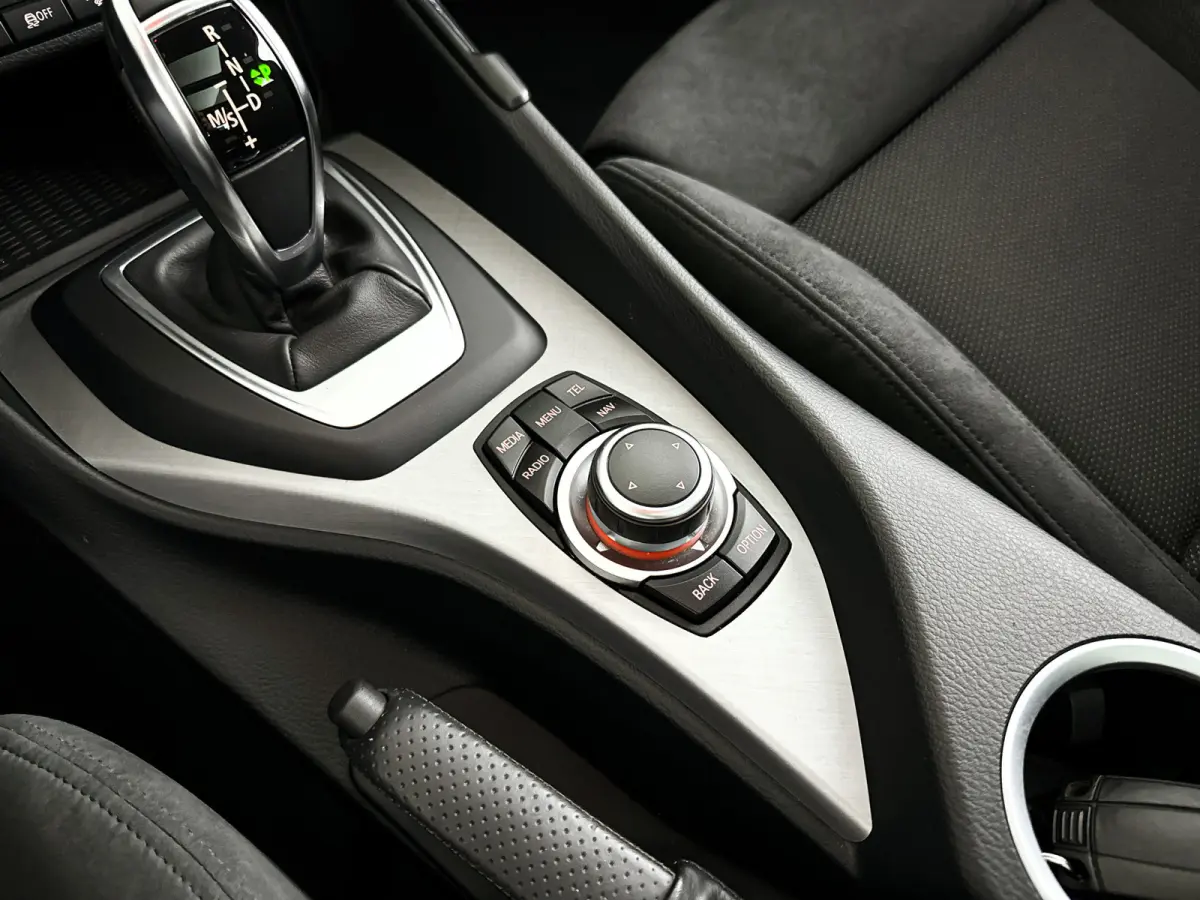 xDrive28i High Executive | Panoramadak | Park assist | Cruise control
