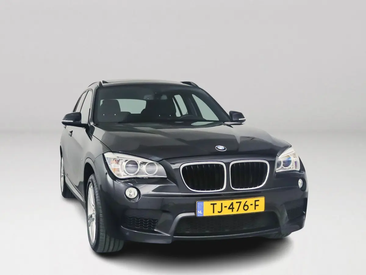 xDrive28i High Executive | Panoramadak | Park assist | Cruise control