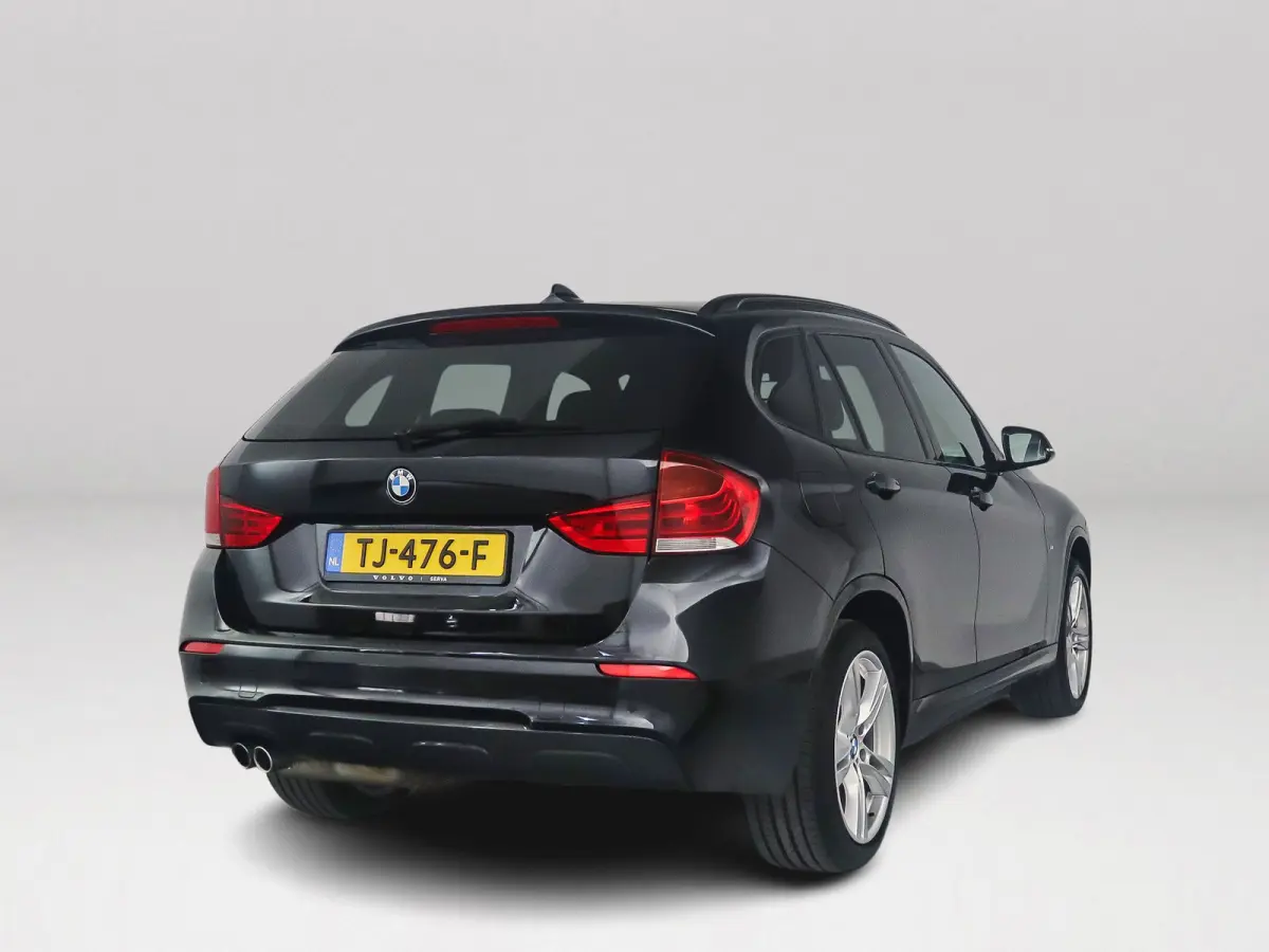 xDrive28i High Executive | Panoramadak | Park assist | Cruise control