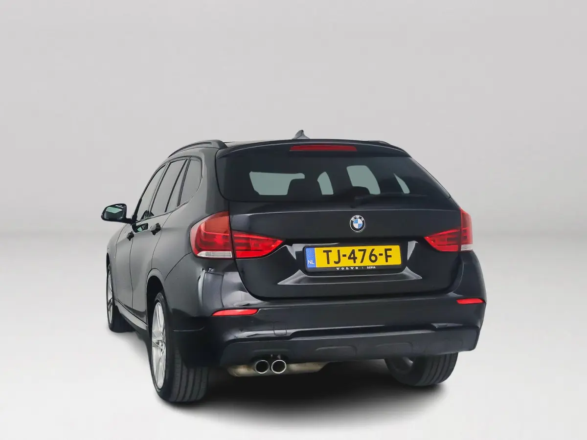 xDrive28i High Executive | Panoramadak | Park assist | Cruise control