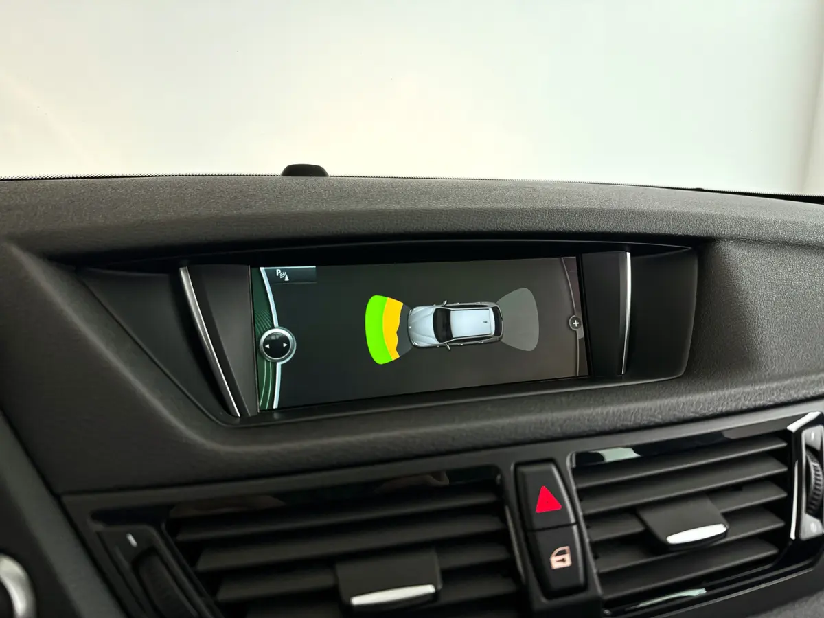 xDrive28i High Executive | Panoramadak | Park assist | Cruise control
