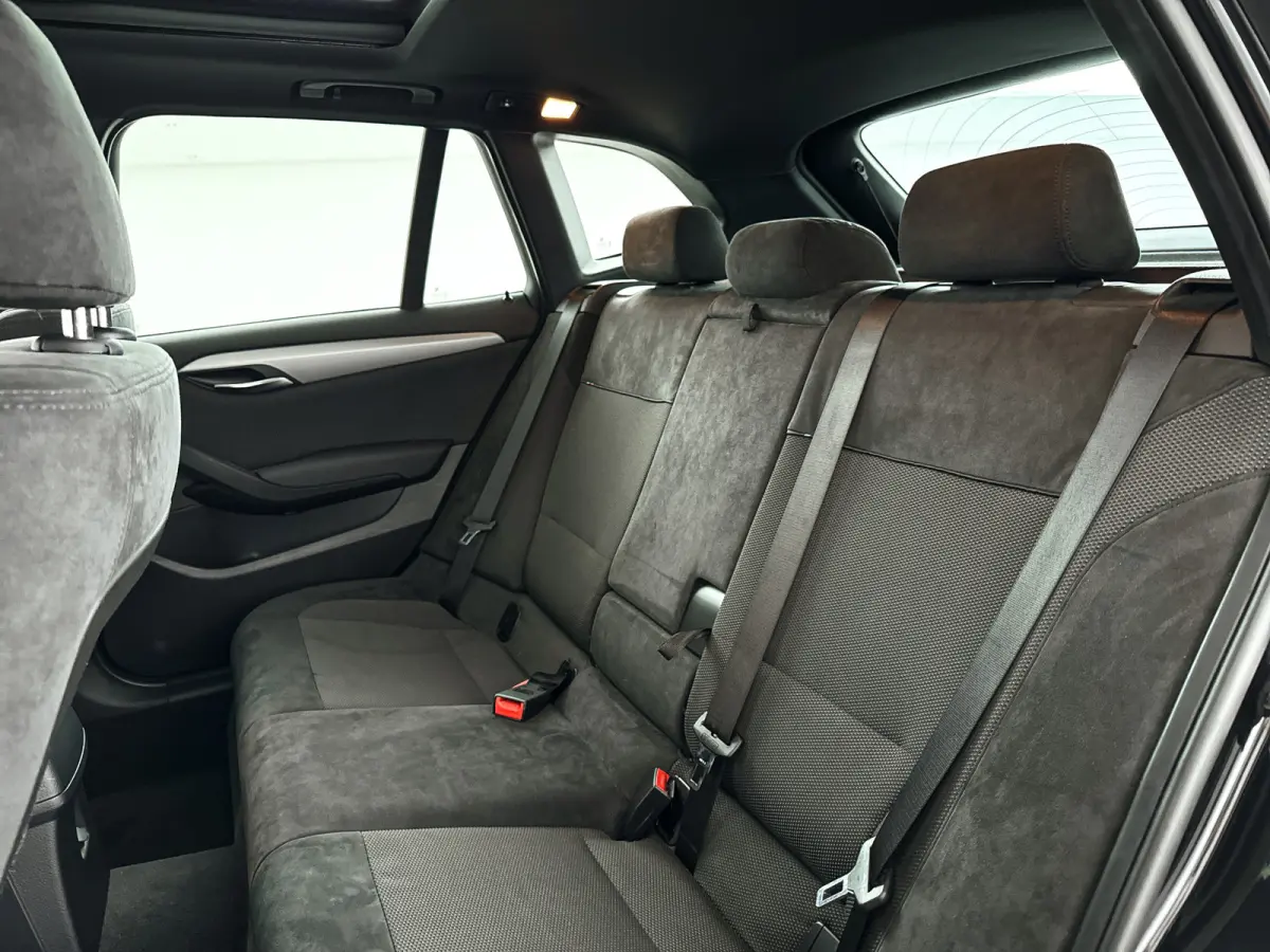xDrive28i High Executive | Panoramadak | Park assist | Cruise control