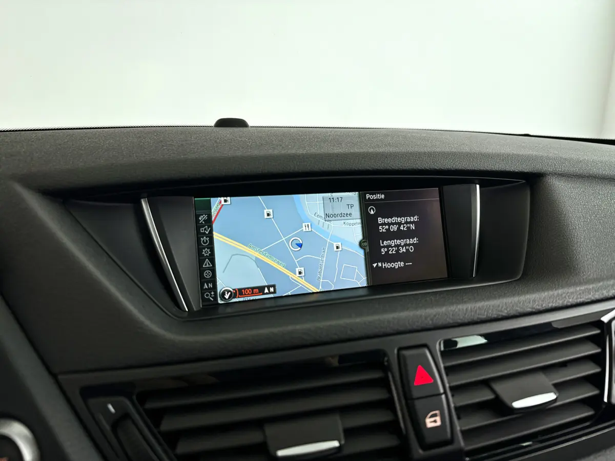 xDrive28i High Executive | Panoramadak | Park assist | Cruise control
