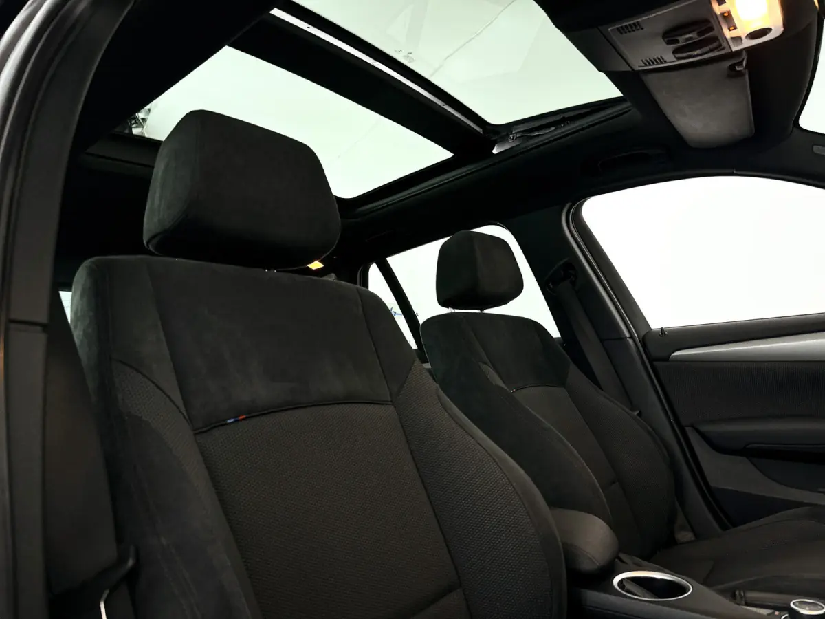 xDrive28i High Executive | Panoramadak | Park assist | Cruise control