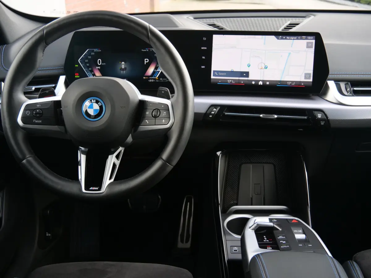 xDrive25e M-Sport Pro 245 Pk Automaat Navi / DAB / Apple Carplay / Camera's / Stoelverwarming