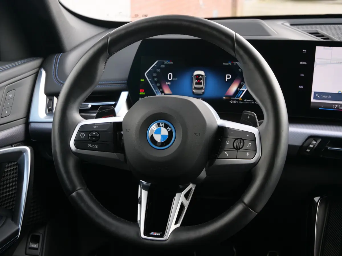 xDrive25e M-Sport Pro 245 Pk Automaat Navi / DAB / Apple Carplay / Camera's / Stoelverwarming
