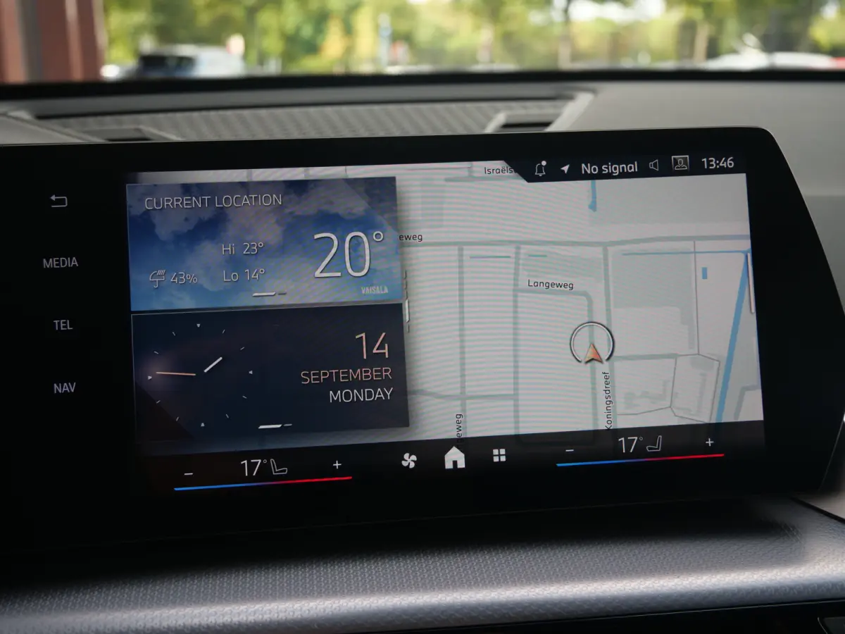 xDrive25e M-Sport Pro 245 Pk Automaat Navi / DAB / Apple Carplay / Camera's / Stoelverwarming