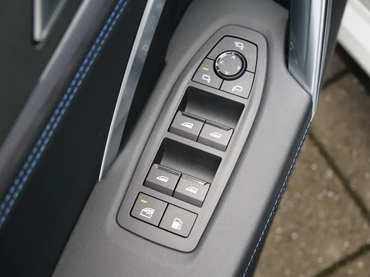 xDrive25e M-Sport Pro 245 Pk Automaat Navi / DAB / Apple Carplay / Camera's / Stoelverwarming