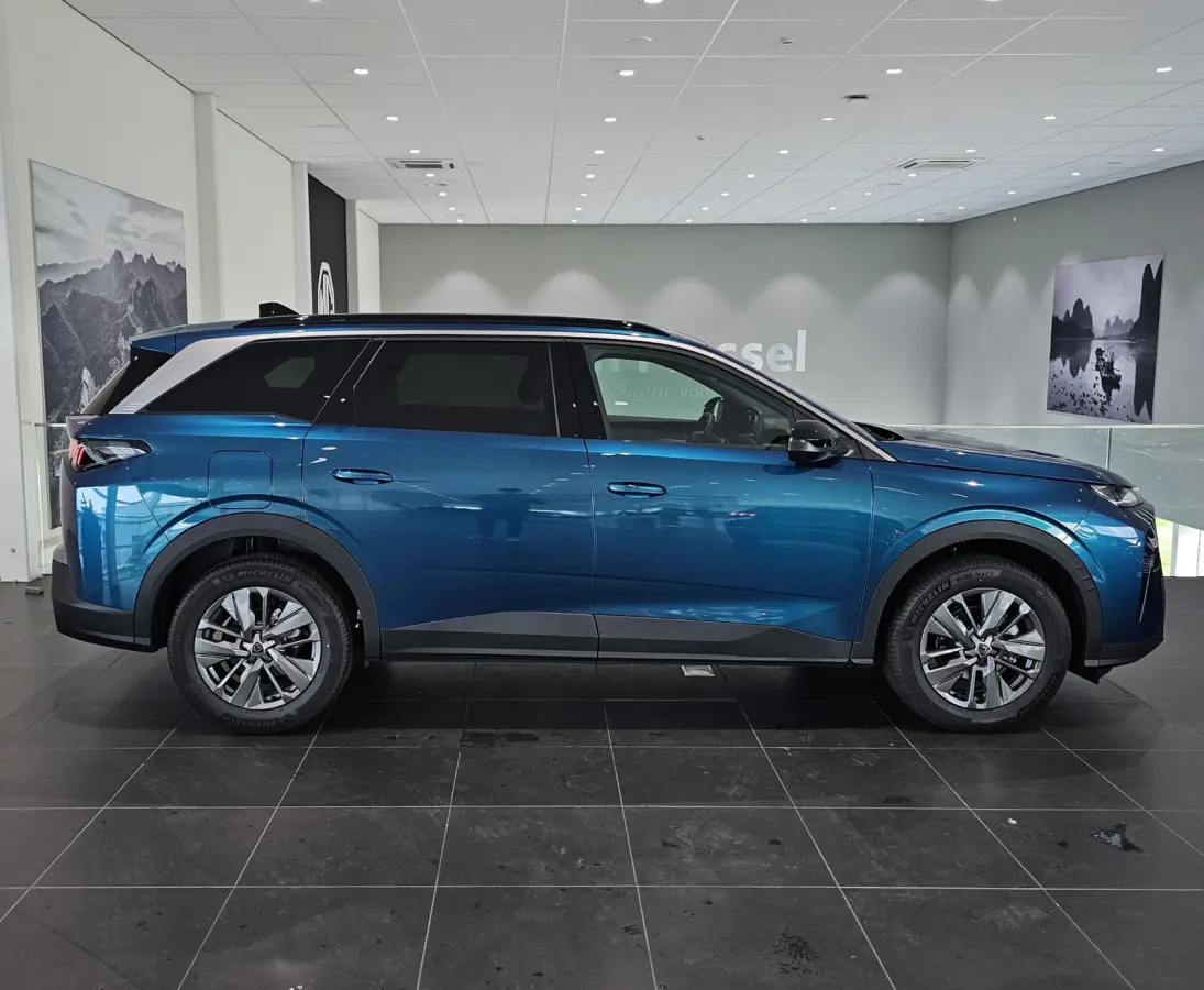 1.2 Hybrid 145 Allure 7p | 21% BTW VRIJE WEKEN | STOELVERWARMING | PANORAMIC NAVIGATION | NIEUWE AUTO DIRECT RIJDEN