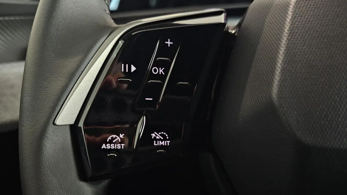 1.2 Hybrid 145 Allure 7p | 21% BTW VRIJE WEKEN | STOELVERWARMING | PANORAMIC NAVIGATION | NIEUWE AUTO DIRECT RIJDEN