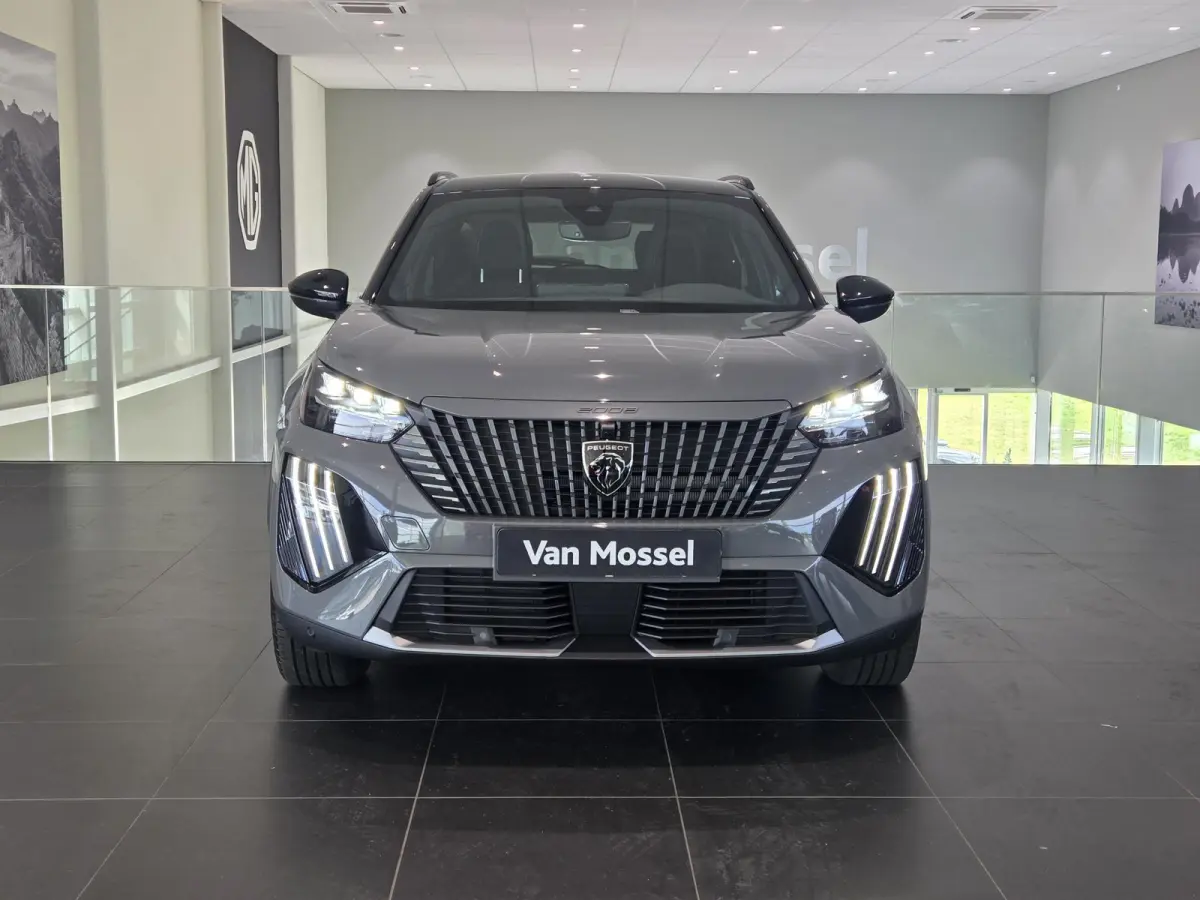 EV GT 54 kWh | ALCANTARA EXCLUSIVE INTERIEUR | VISION PACK | PEUGEOT I CONNECT PACK | ADVANCED NAVIGATION PACK |