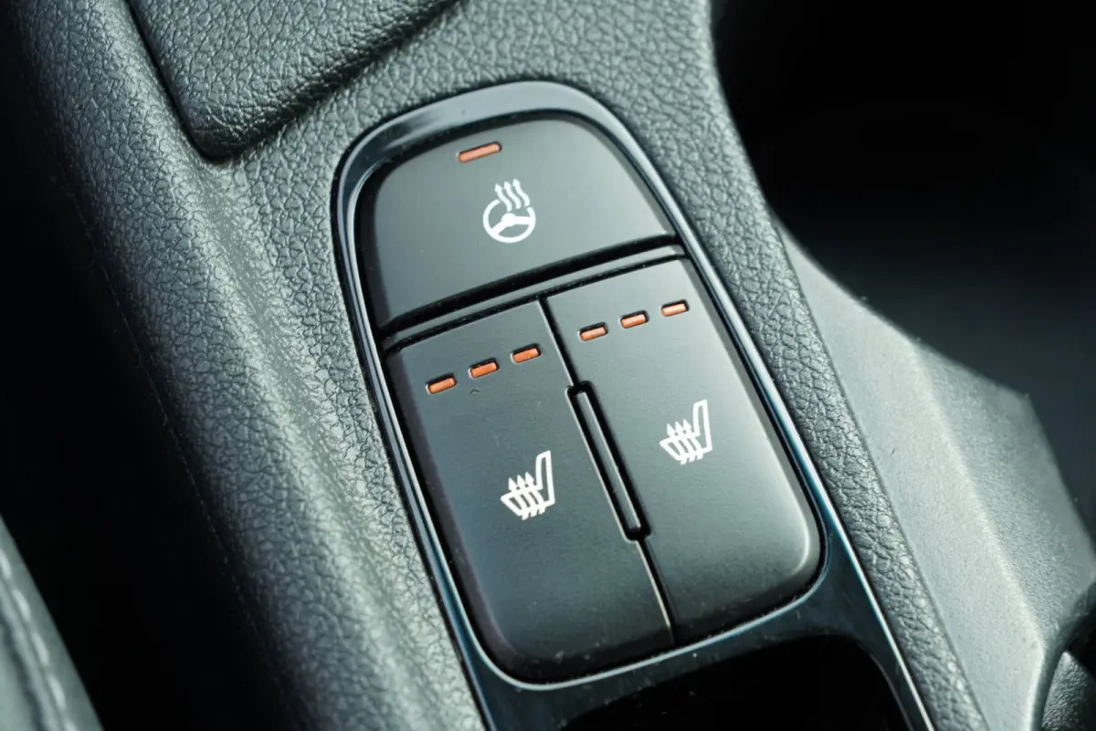 2021|1.6 GDi Hybrid|DynamicPlusLine|Automaat|Leder|Stoelverwarming|Adaptive Cruise|Navi|CarPlay|Camera