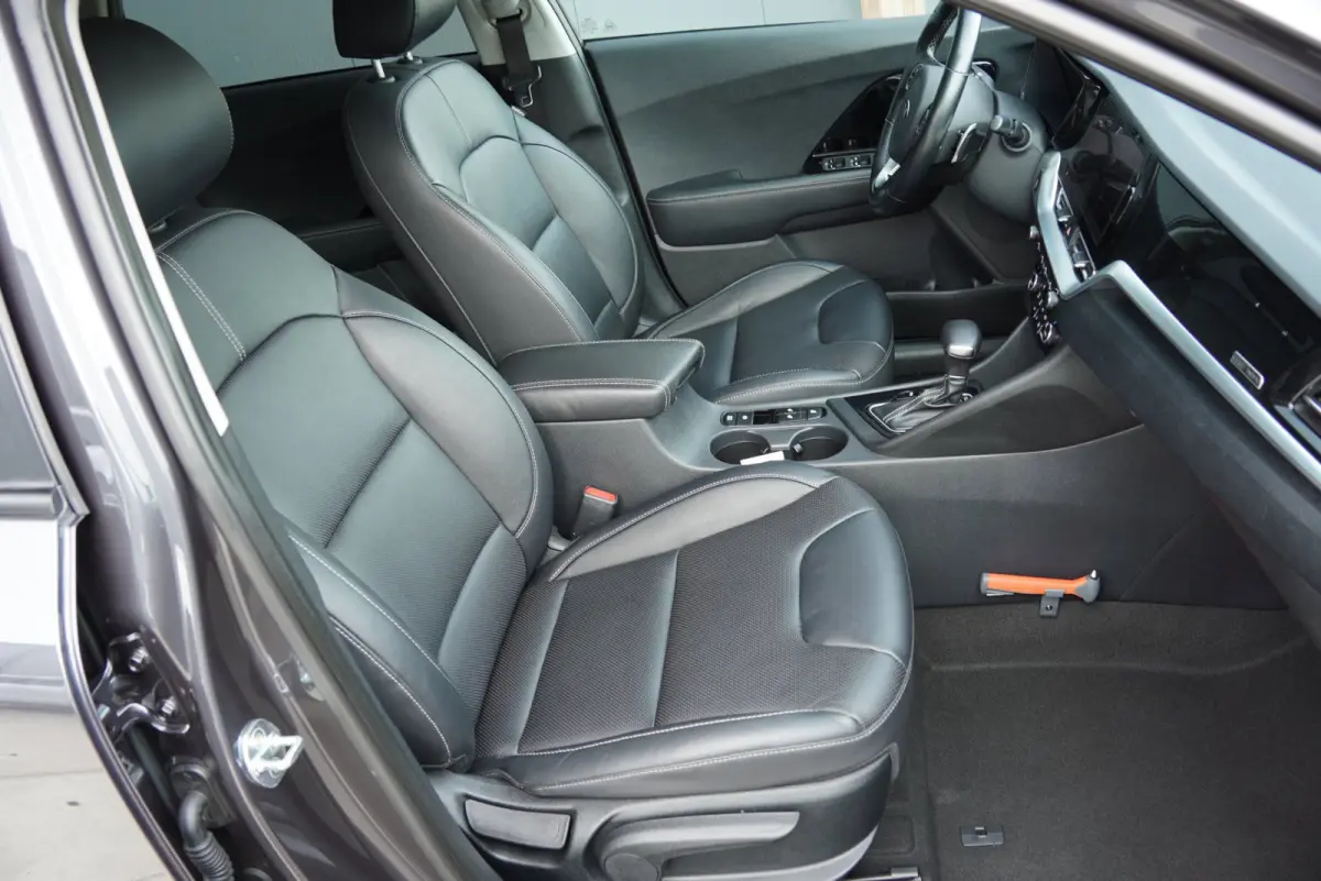 2021|1.6 GDi Hybrid|DynamicPlusLine|Automaat|Leder|Stoelverwarming|Adaptive Cruise|Navi|CarPlay|Camera