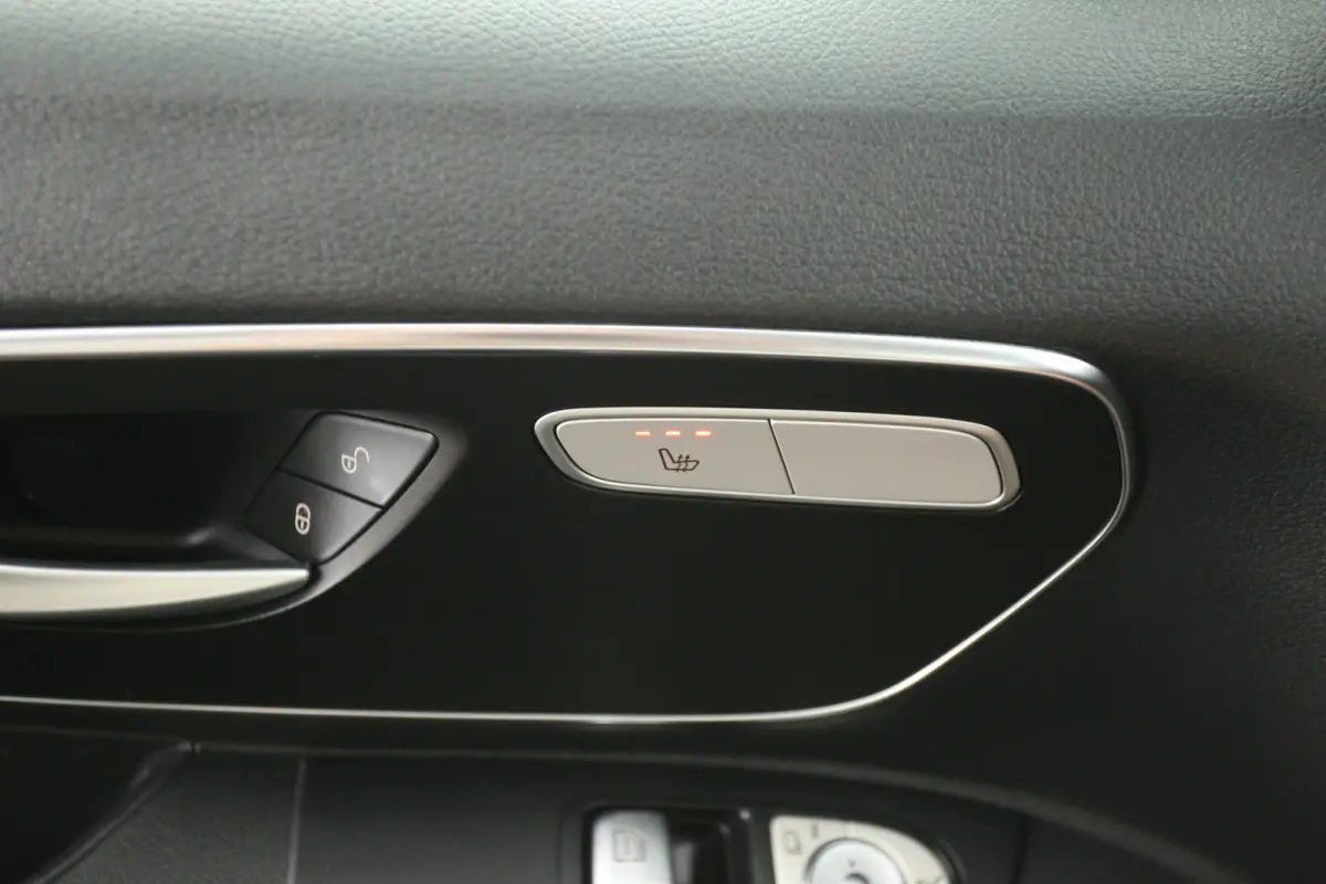 114 CDI | Automaat | Clima | Camera | 3 Zits | Cruise | Carplay | Trekhaak | LED