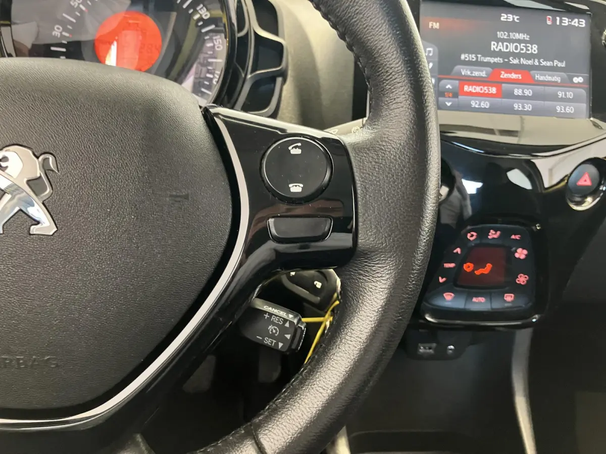 1.0 e-VTi Allure | ACHTERUITRIJCAMERA | CLIMATE | ELEC. PAKKET | CARPLAY ANDROID |31 DKM |