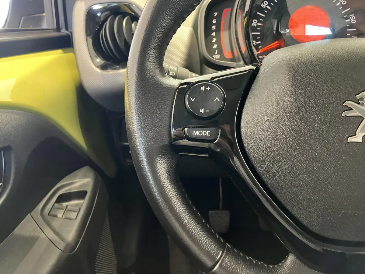 1.0 e-VTi Allure | ACHTERUITRIJCAMERA | CLIMATE | ELEC. PAKKET | CARPLAY ANDROID |31 DKM |