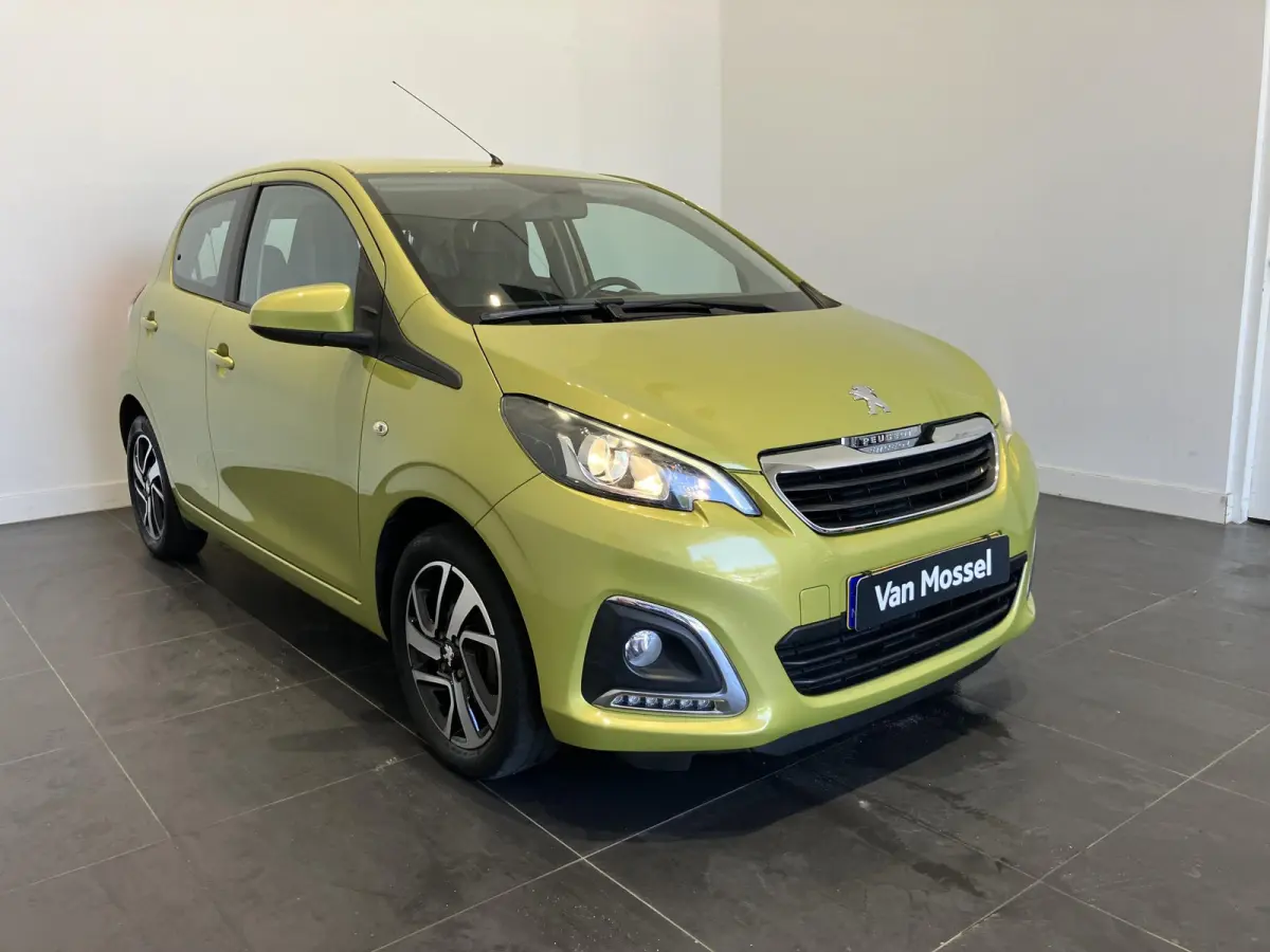 1.0 e-VTi Allure | ACHTERUITRIJCAMERA | CLIMATE | ELEC. PAKKET | CARPLAY ANDROID |31 DKM |