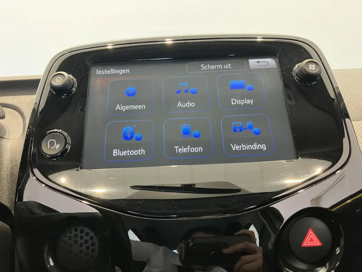 1.0 e-VTi Allure | ACHTERUITRIJCAMERA | CLIMATE | ELEC. PAKKET | CARPLAY ANDROID |31 DKM |