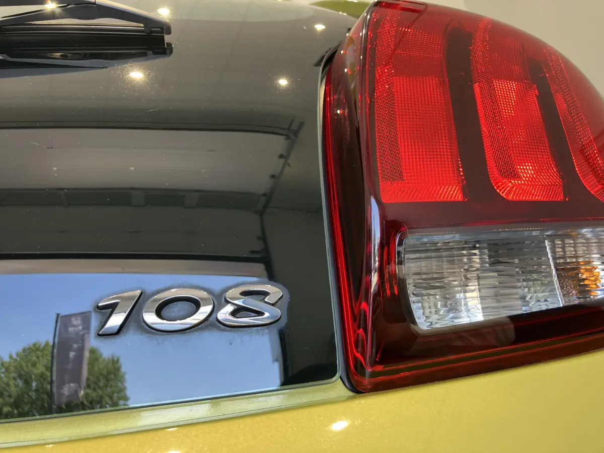 1.0 e-VTi Allure | ACHTERUITRIJCAMERA | CLIMATE | ELEC. PAKKET | CARPLAY ANDROID |31 DKM |
